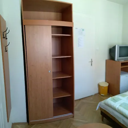 Siofokroom24 Homestay *
