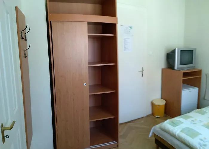 Siofokroom24 Gazde/Camere de închiriat *